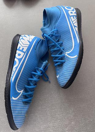 Футзалки nike mercurial