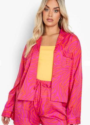 Яскравий стильний комплект boohoo