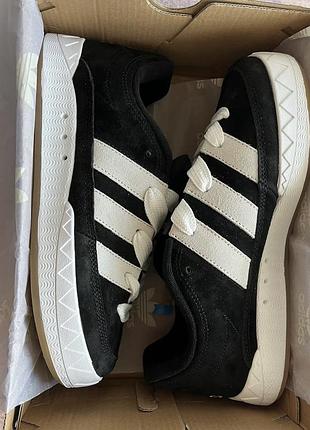 Adidas adimatic black / white