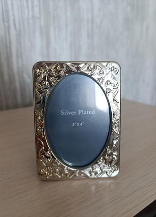 Изящная винтажная фоторамка silver plated (серебряное напыление)