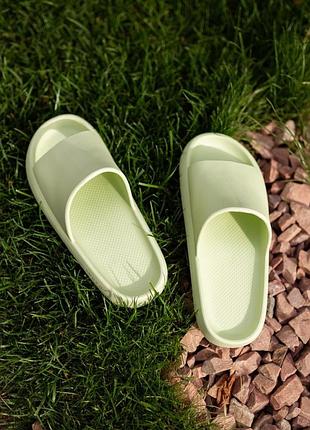 Тапочки south classic green