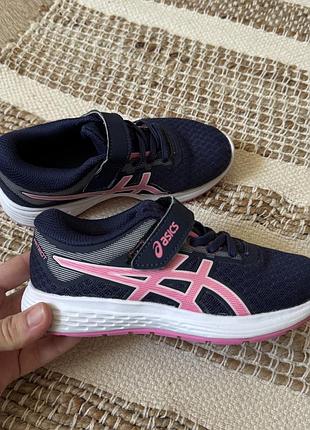 Кросівки фірмові asics 28 розмір