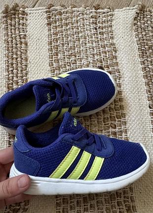 Кросівки adidas 26 розмір