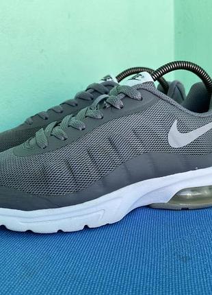 Кроссовки nike air max invigor