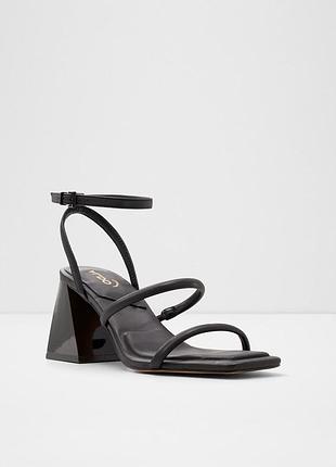 Жіночі босоніжки чорні aldo
