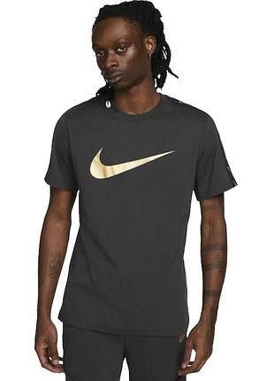Чоловіча футболка nike swoosh з лампасами