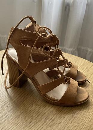 Wide fit замшеві босоніжки на шнурівці | натуральна замша | 39 new look