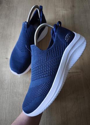 Фирменные женские кроссовки слипоны  skechers ,р.39,5.
