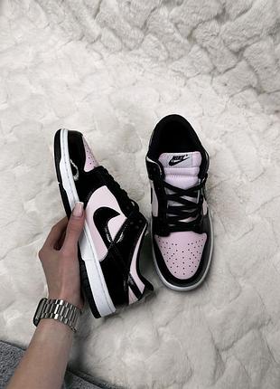 Nike sb dunk low pink black patent foam
