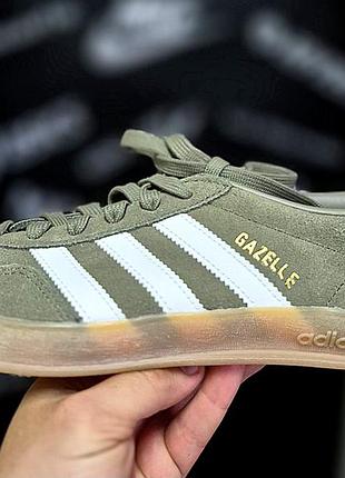 Кроссівки аdidas gazelle indoor olive(оригінал)розмір 40-26см.