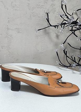 Винтажные мюли-лоферы salvatore ferragamo из натуральной кожи коричневого цвета