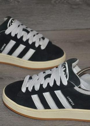 Продам кросівки замша фірма adidas campus.