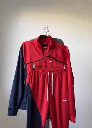 Чоловічий спортивній костюм nike