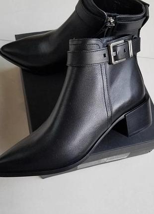 Ботильйони massimo dutti