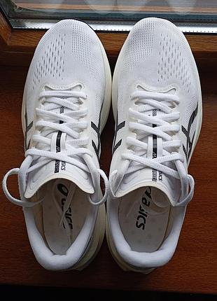 Білі кросівки asics magic speed 4 оригінал р.41.5 стан ідеальний