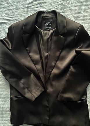 Шоколадний піджак zara з сатину