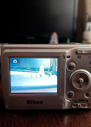 Фотокамера nikon coolpix l10