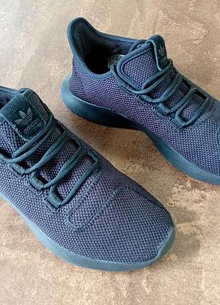 Кросівки adidas р. 38,5