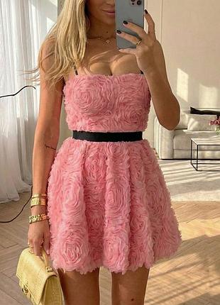 Коротка текстурована сукня з квітами zara, розмір s