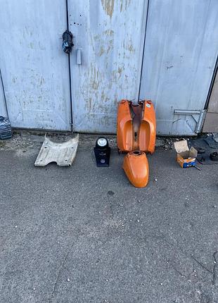 В продажі пластик ямаха віно 2т