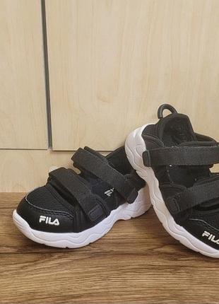 Летние кроссовки fila 23,5 размер