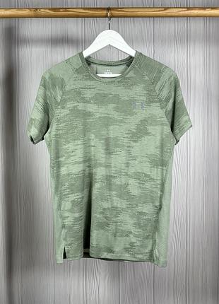 Under armour camo fitted футболка з шикарним дизайном для спорту s
