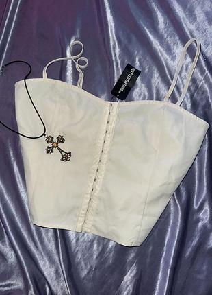 Новенький кремовий топ в корсетному стилі prettylittlething