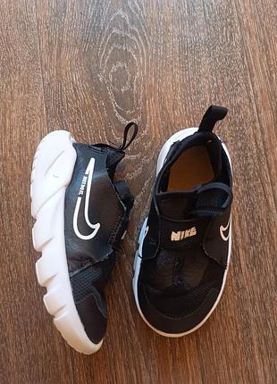 Кроссовки nike