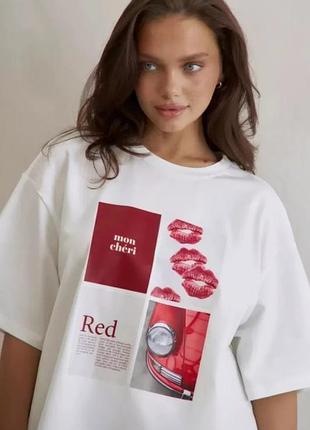 Біла футболка з принтом red lips apmi білий
