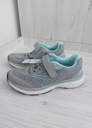 Кросівки kelme розмір 33 довжина устілки 21,5см