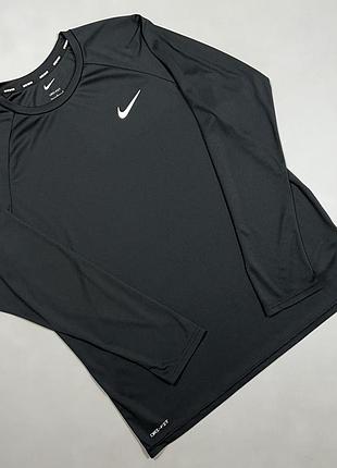Сонцезахисний рашгард nike swim hydroguard essential dri-fit uv чорний розмір l