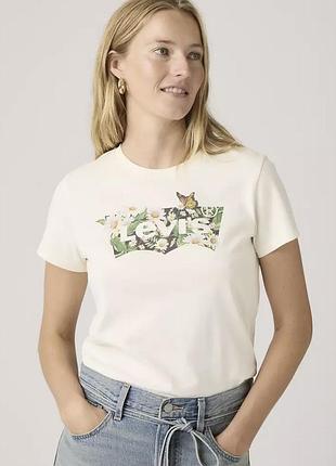 Оригінальна жіноча футболка levi's. розмір xl