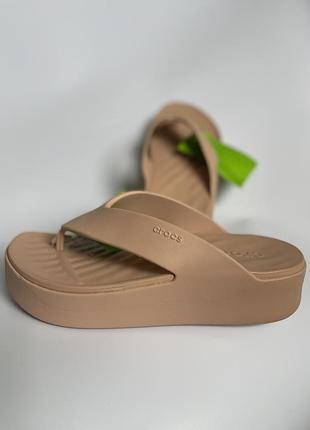 Crocs getaway platform flip w7 38 оригінал