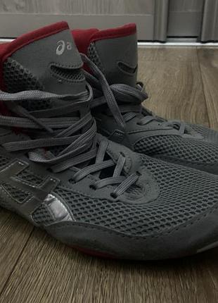 Борцовки asics нові 41 р 2