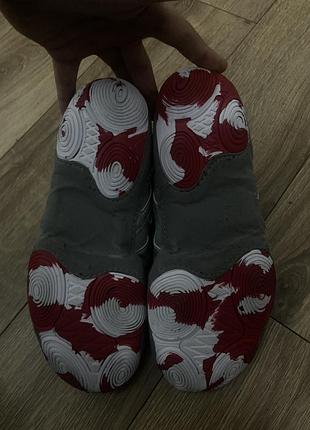Борцовки asics нові 41 р 4