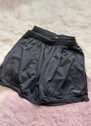 💜💛💙 круті легкі шорти decathlon