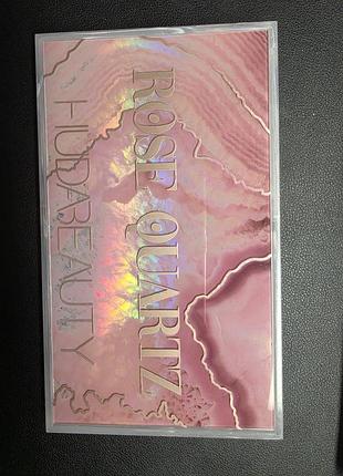 Продам палитру huda beauty rose quartz
