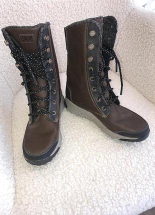 Зимние сапоги chaco р. 39.5