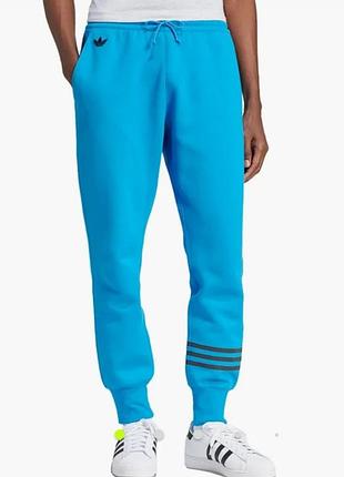 Штани чоловічі adidas street neuclassics cuffed light blue розмір s-m оригінал