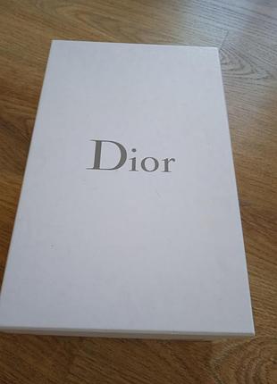 Коробка от обуви christian dior