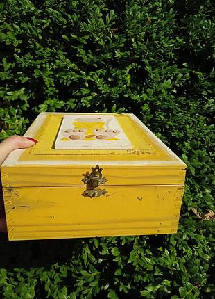 Шкатулка из натурального дерева для рисования в отличном состоянии