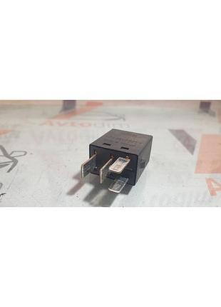 Реле фар передніх mb953382 mitsubishi carisma дорестайл