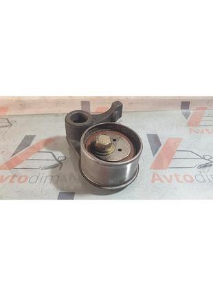 Кронштейн натяжного ролика md303376 mitsubishi carisma рестайл