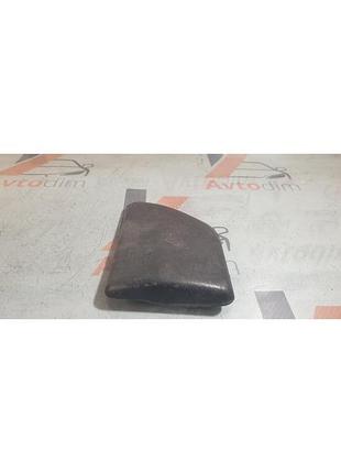 Молдинг крылья передний правый короткий mr913204 mitsubishi carisma рестайл