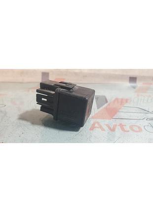 Реле противотуманок mb953381 mitsubishi carisma рестайл
