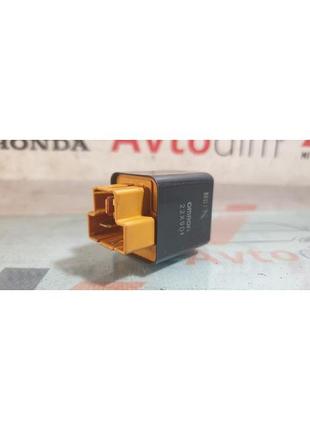 Реле звукового сигнала md113566 mitsubishi carisma дорестайл