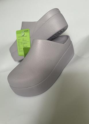 Crocs dylan platform clog  w7 38 бузково-сірі оригінал