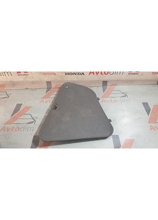 Накладка обшивки багажника левая mr117203 mitsubishi carisma рестайл