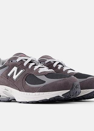 Оригінальні жіночі кросівки new balance 2002r gc2002ra у новому стані з сша