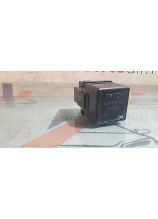 Реле противотуманной фары mb953381 mitsubishi carisma дорестайл